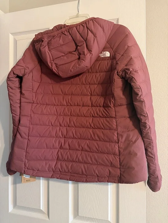 NWT: The North Face Women's Puffer Jacket - Wild ginger - Picture 5 of 5